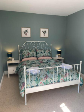Brooklands Guest House
